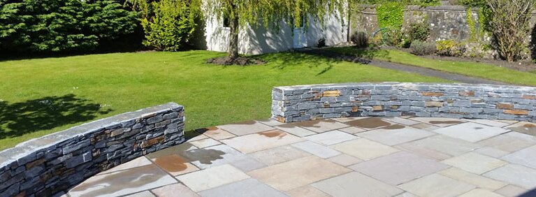 GARDEN WALLS - RAISED SLABS