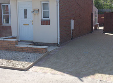 DRIVEWAY DESIGNS